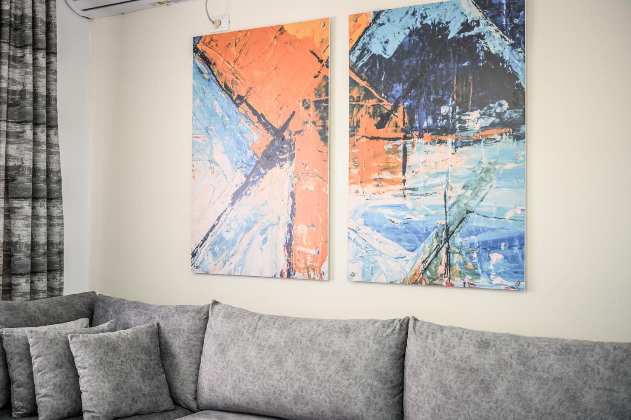 Miku Apartment-City Walk 1Bd Stylish Apartment 티라나 외부 사진