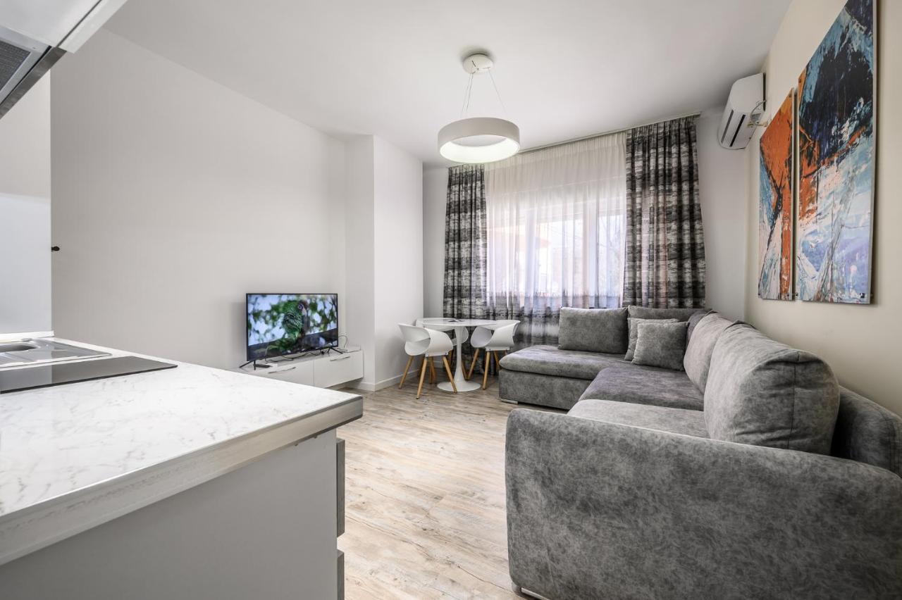Miku Apartment-City Walk 1Bd Stylish Apartment 티라나 외부 사진